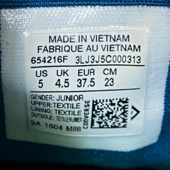 Converse Low Top Turquoise Chuck Taylors Sneakers - US Junior Size 5 - Picture 5 of 5